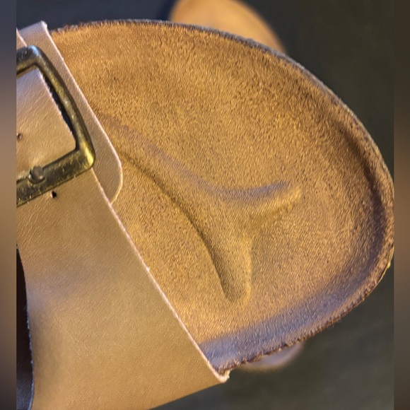 Women’s cat and Jack sandals size 5 - Picture 2 of 4